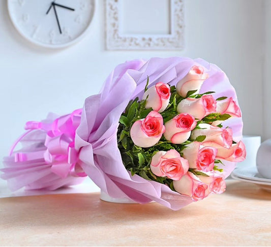 Jumiliya Roses hand bouquet by BloomsOnly, Pune's number 1 flower delivery website