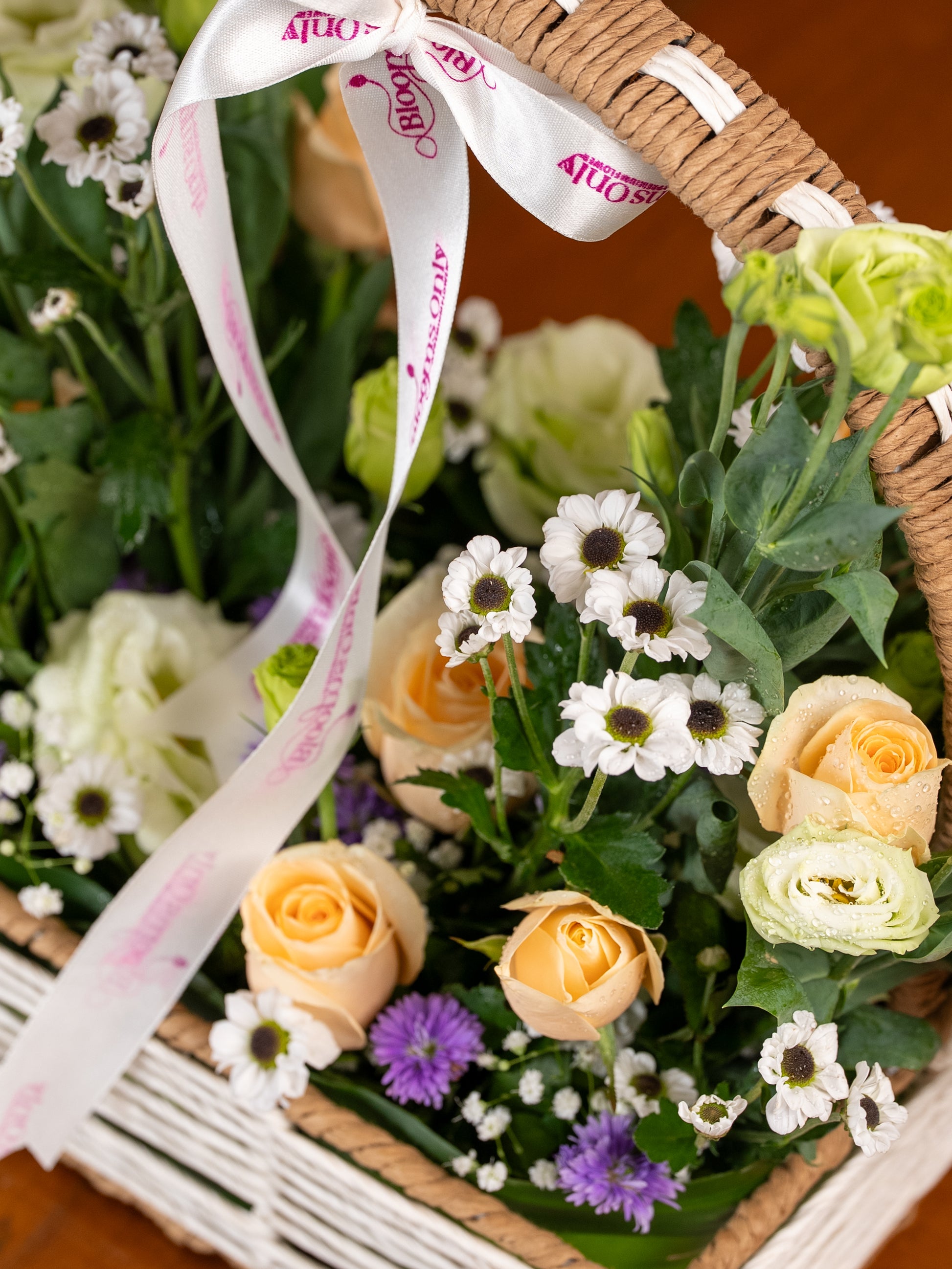 Bloom Basket - Basket Bouquet by BloomsOnly - Pune's #1 Flower delivery website