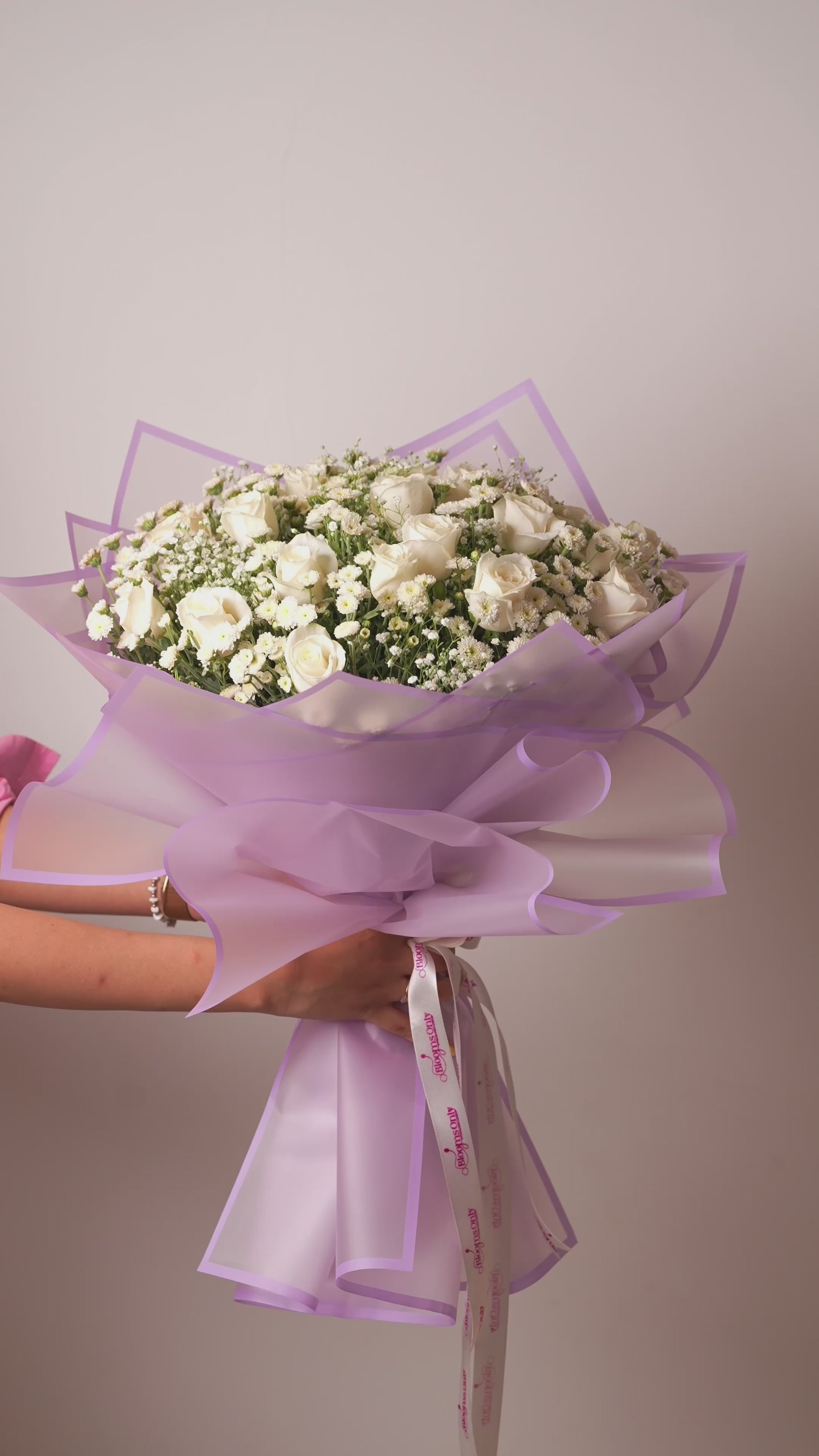 Pure Elegance Hand Bouquet by BloomsOnly - Pune's #1 Flower delivery website