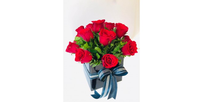 Rosey Love - 20 Red Roses Bouquet
