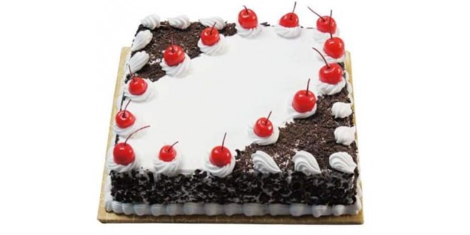 Cherry Blackforest Cake (1/2 Kg)