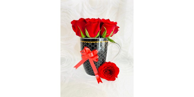 Coffe Mug with Red Roses