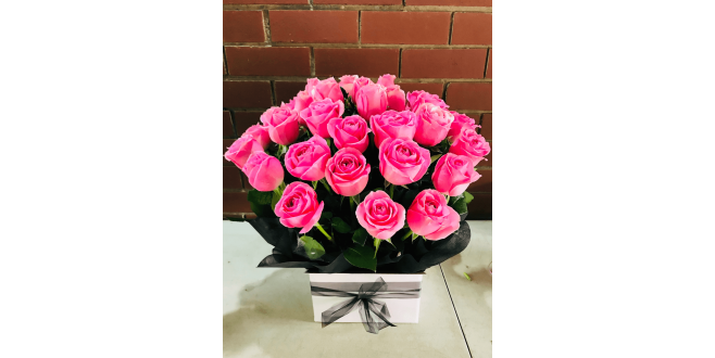 30 Pink Roses Box Bouquet