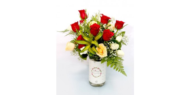 Roses Vase Bouquet - Combo colour