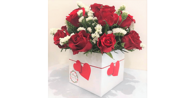 Heart Desire - 18 Red Roses Box