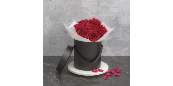 Believe Me - 20 Premium Red Roses