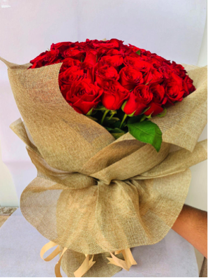 100 Roses Jute Wrapping