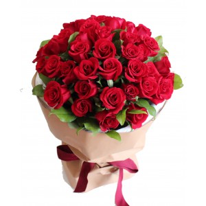 Timeless Romance - 30 Red Roses