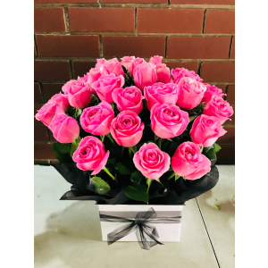 30 Pink Roses Box Bouquet