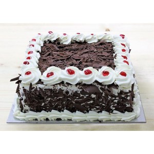 Black forest cake Square  (1/2 Kg)