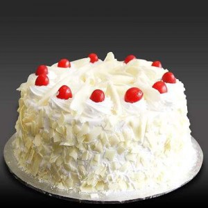 White Forest Cake (1/2 Kg)