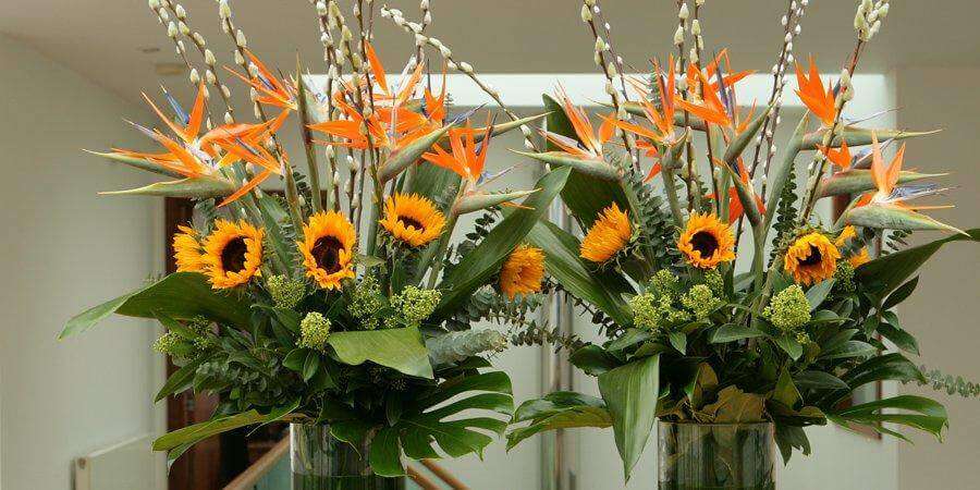 High Quality Corporate Floral Arrangement in Pune