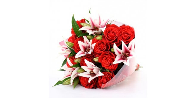 lilies and rose flower bouquet