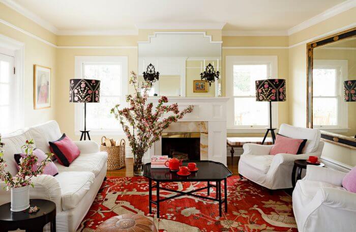 living room decoration with flowers